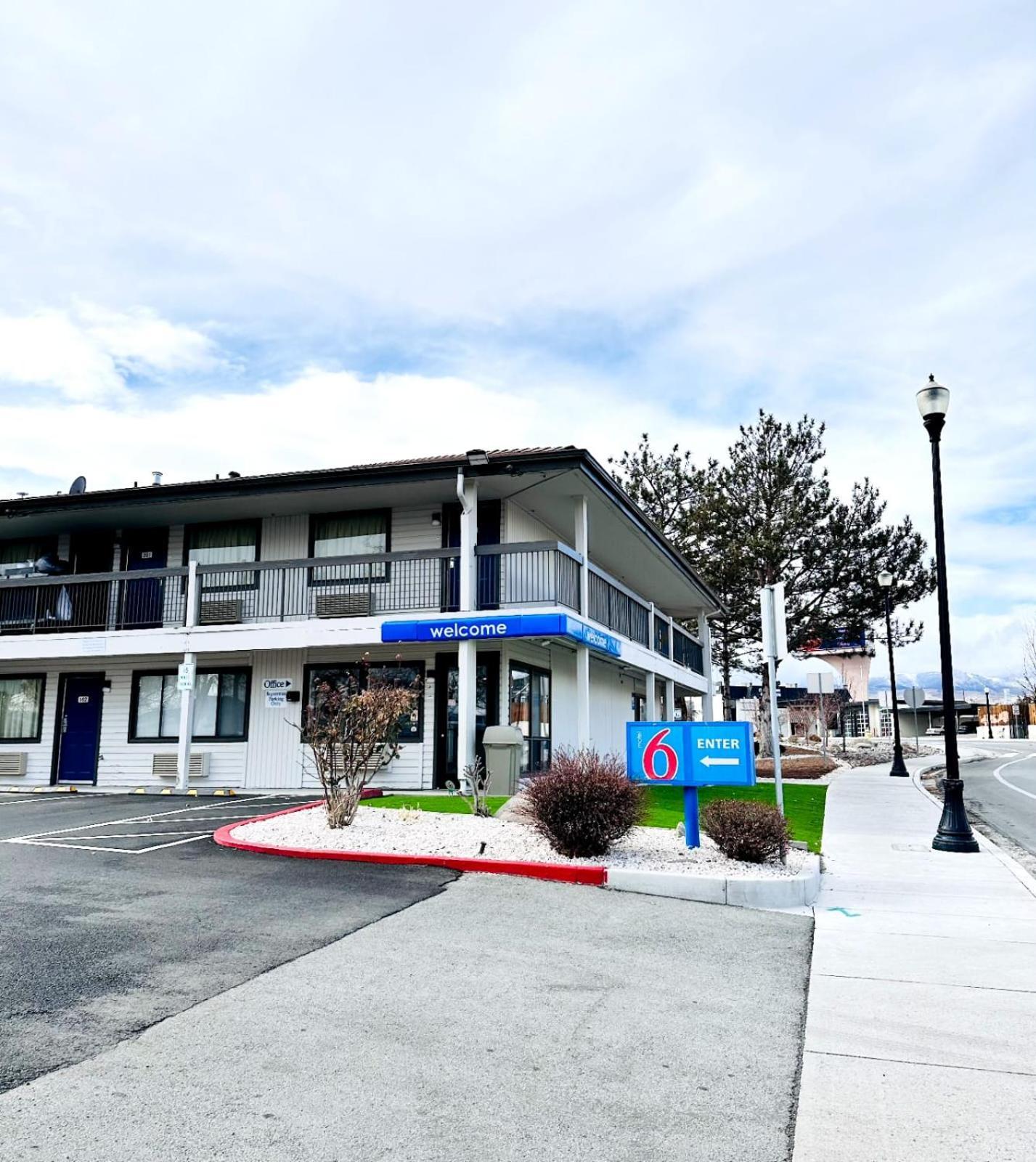 Motel 6-Sparks, Nv - Airport - สปาร์คส์ ภายนอก รูปภาพ